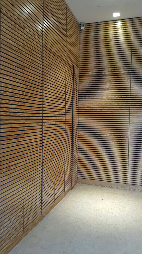 חלל כניסה משרדי שרות הוט