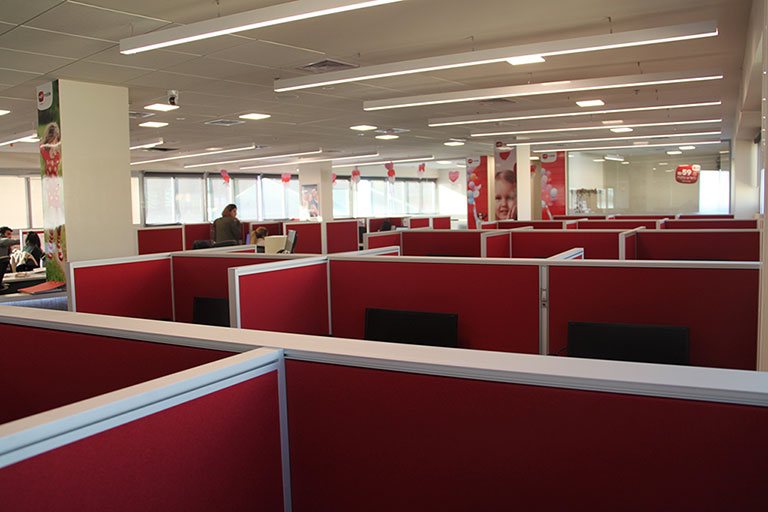 פינות ישיבה בחלל עבודה פתוח