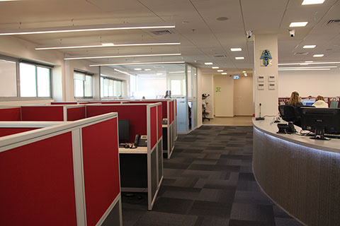 פינות ישיבה בחלל עבודה פתוח